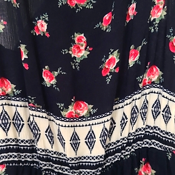 Btween Black Floral Dress, High/low, I believe this is a tween girls size 12 - Picture 6 of 9